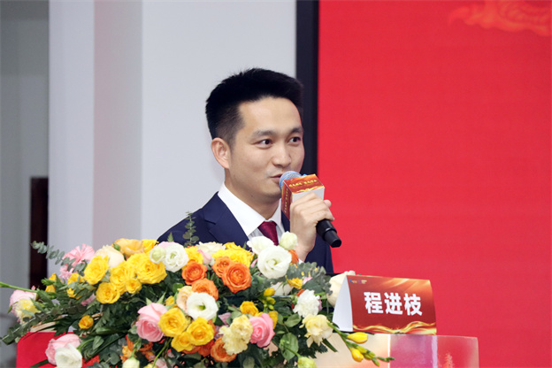 1709089327904786A86B.jpg 1709089327904786A86B.jpg